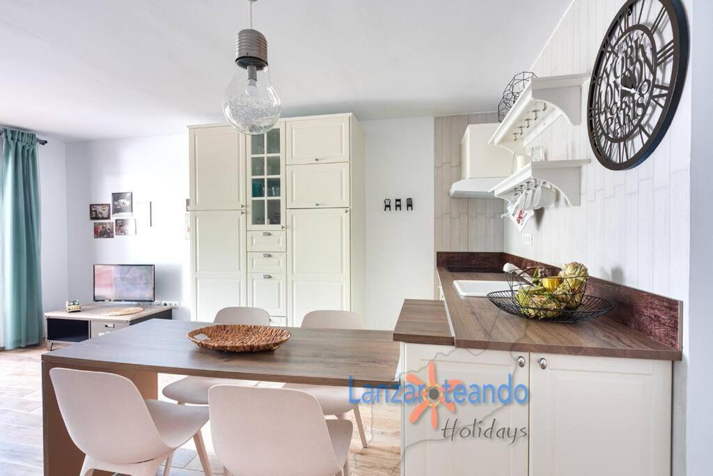 Vivienda Vacacional Cactus Коста-Тегисе Экстерьер фото